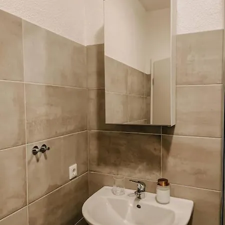 Nachbar Des Weltkulturerbes Zeche Zollverein! Ge1r * Essen